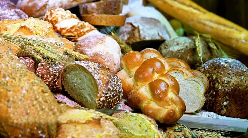 Collagen Peptides Improve Protein Content and Texture in Bars, Yogurt, and Bakery Products Collagen Peptides Improve Protein Content and Texture in Bars, Yogurt, and Bakery Products